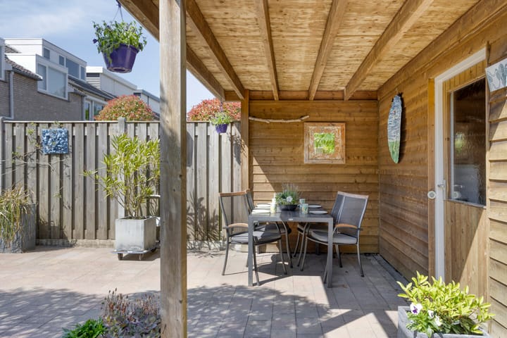 Foto 23 van Abraham Bloemaertstraat 17