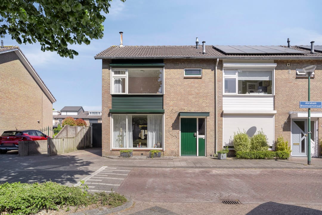 Foto 26 van Abraham Bloemaertstraat 17