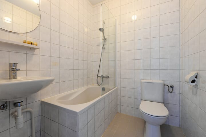 Foto 4 van Charlotte de Bourbonstraat 49