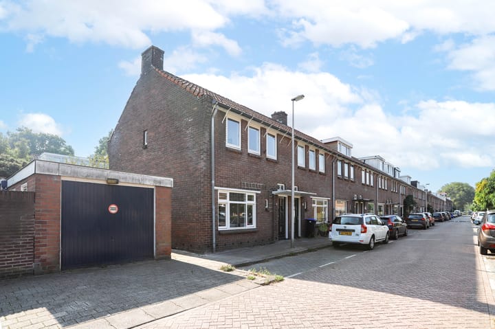 Foto 7 van Barkasstraat 2