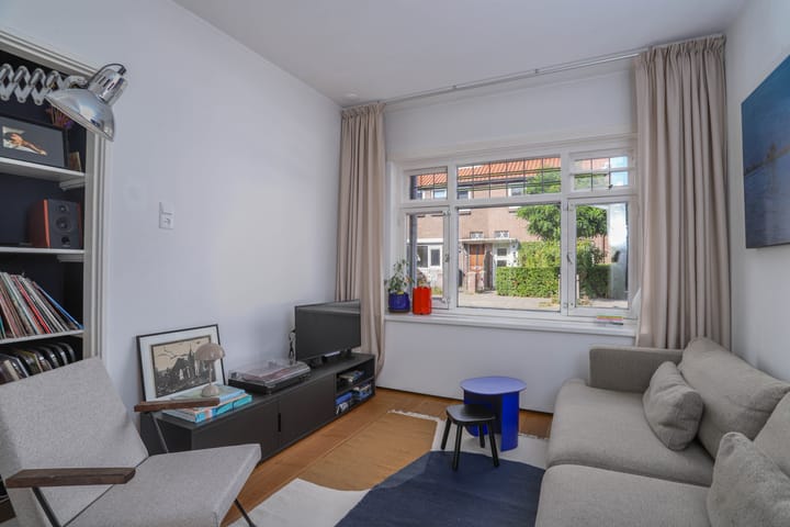 Foto 9 van Barkasstraat 2