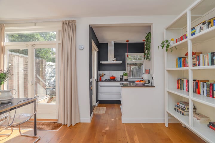 Foto 13 van Barkasstraat 2