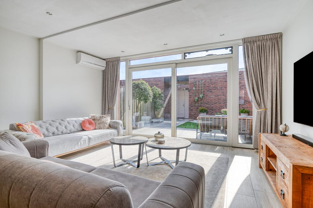 Photo 2 of Grasvogel 33