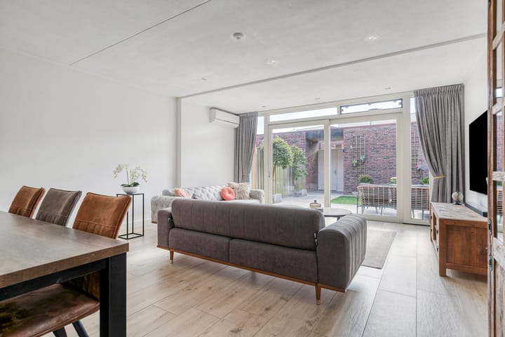 Foto 15 van Grasvogel 33