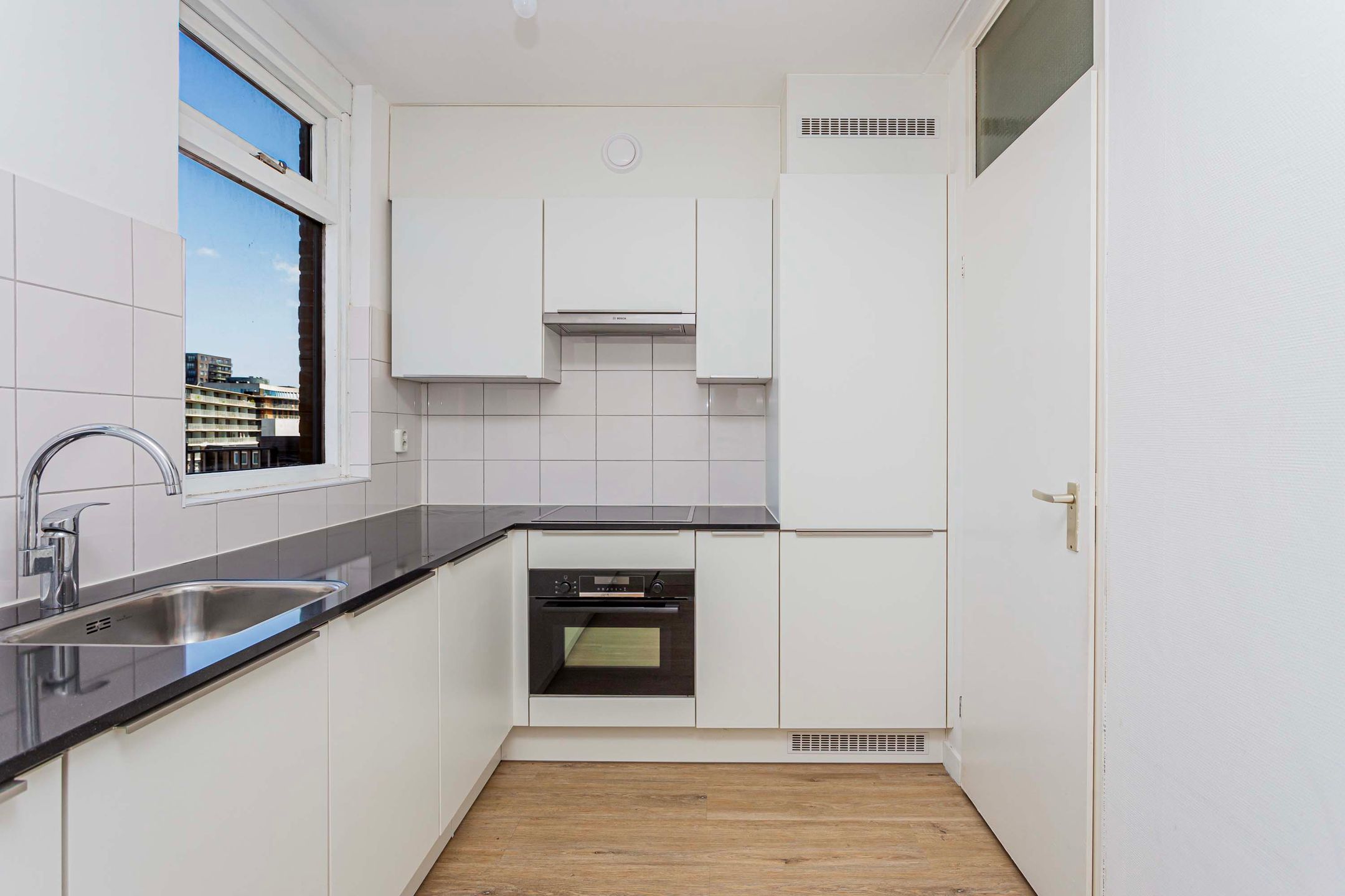 Foto 12 van Weverstedehof 33