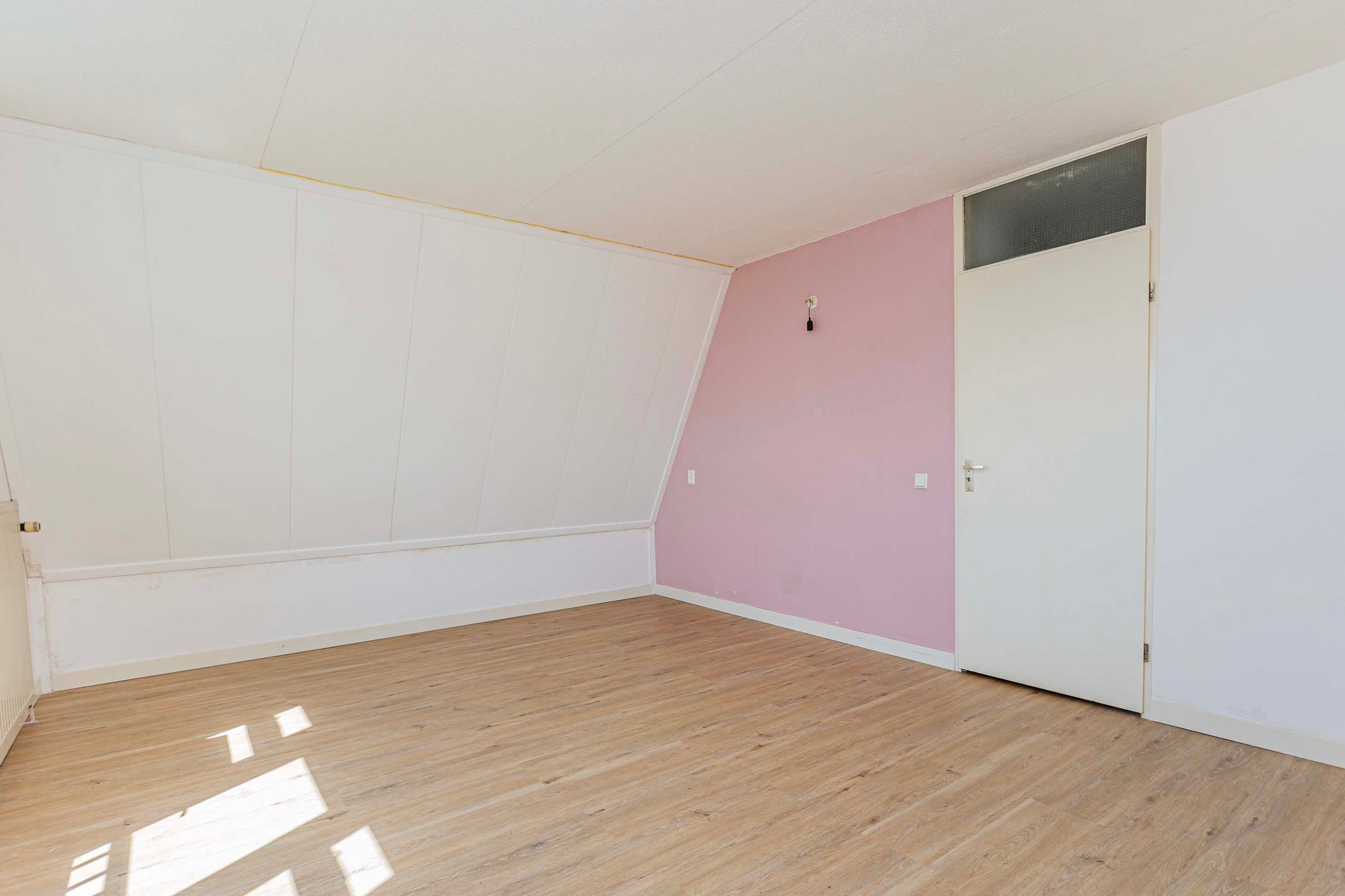 Foto 18 van Weverstedehof 33