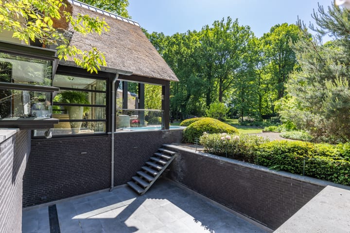 Foto 52 van Ruurloseweg 57