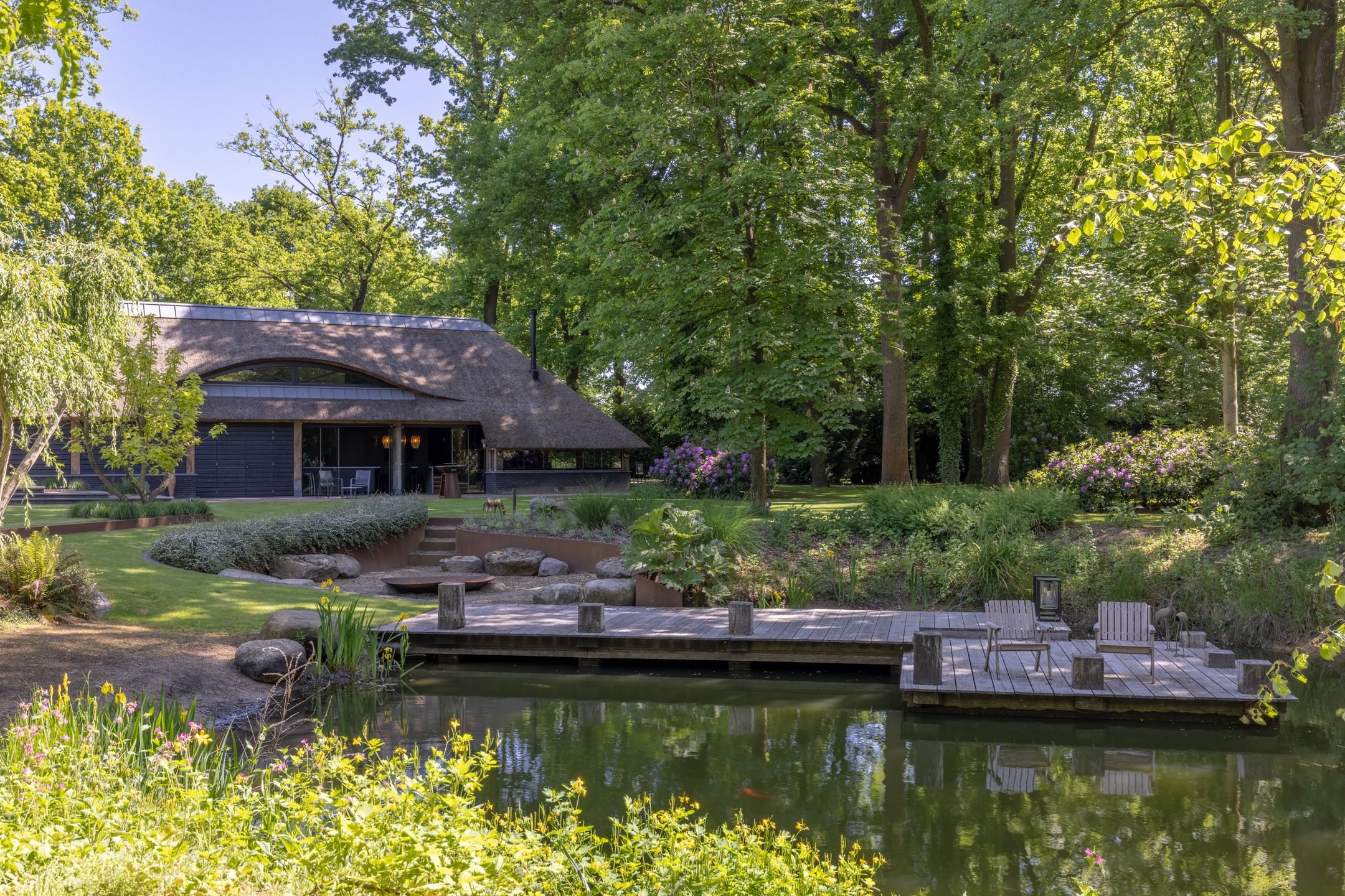 Foto 57 van Ruurloseweg 57