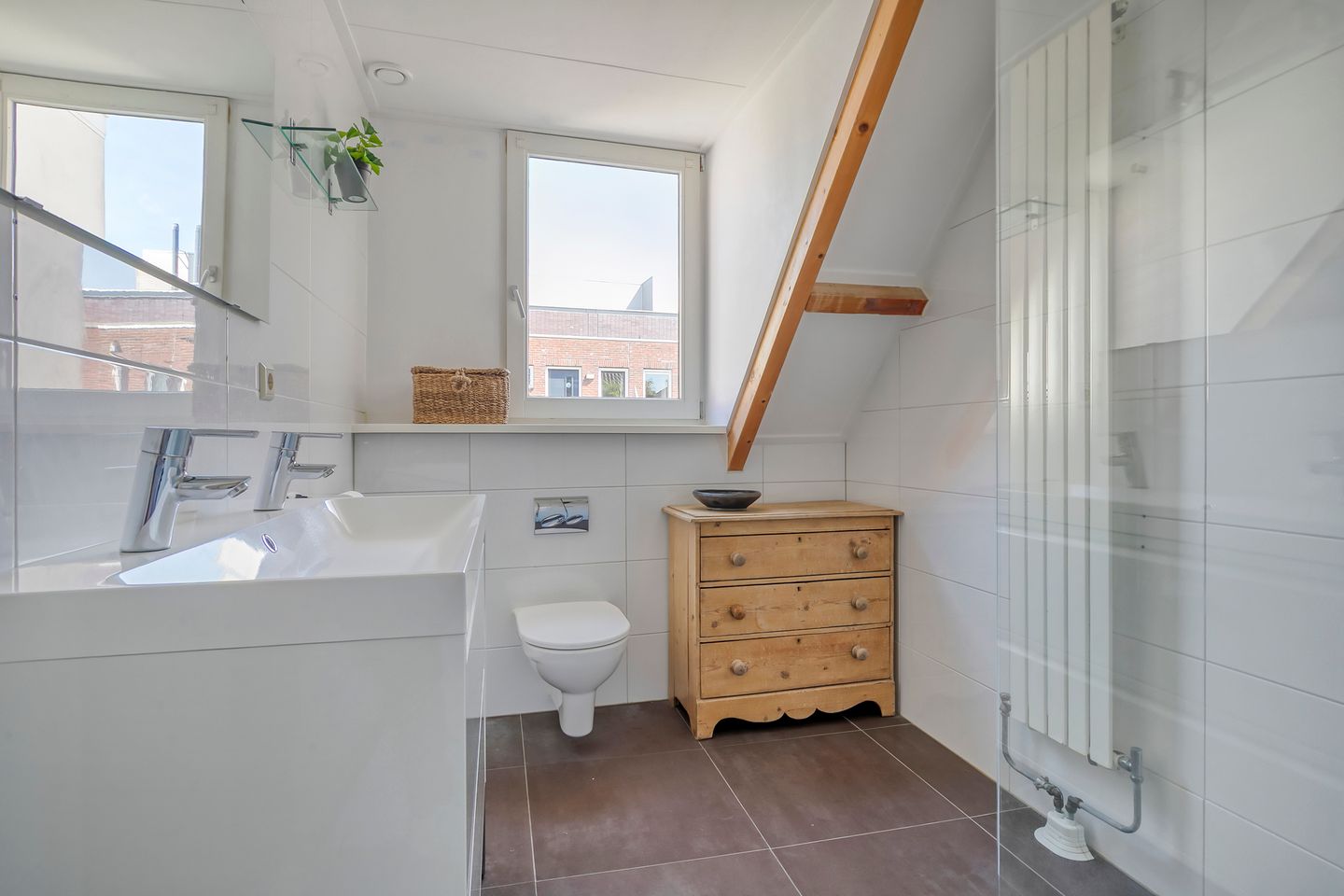 Foto 35 van Vriesestraat 16-A