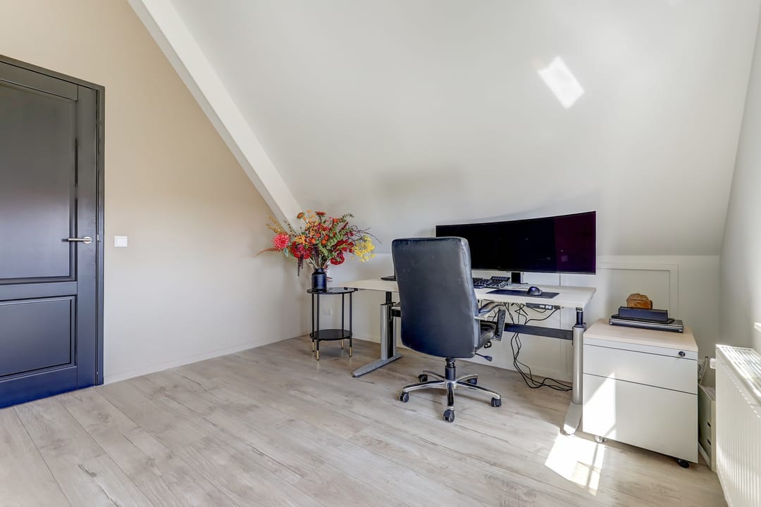 Photo 22 of Meerkoet 32