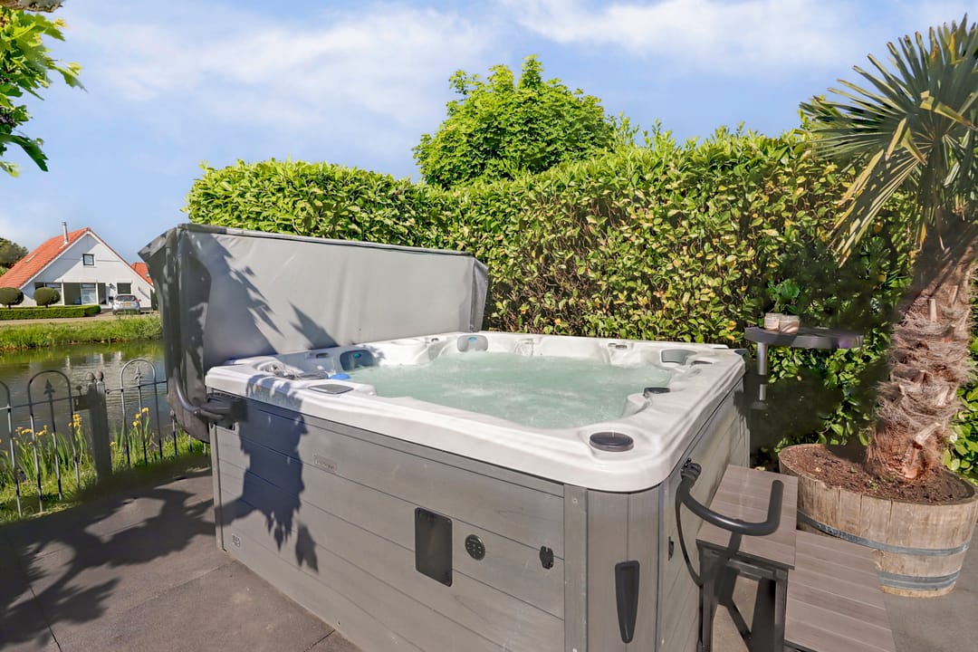 Photo 43 of Meerkoet 32