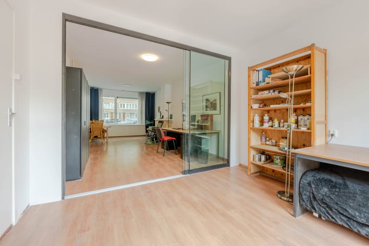 Photo 12 of Dordtselaan 178-A