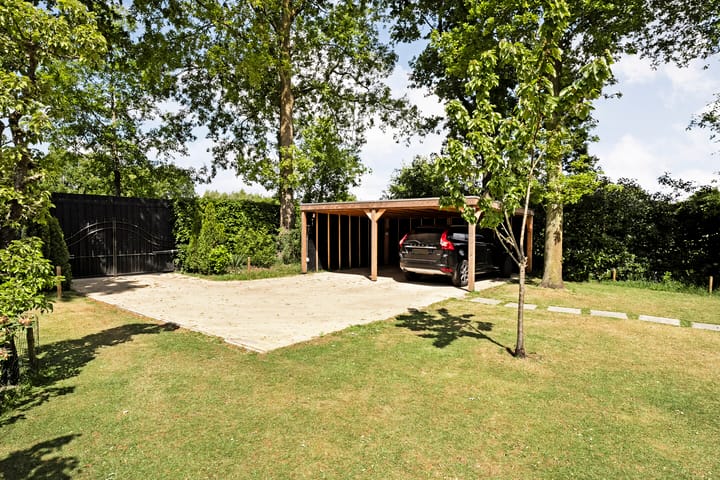 Photo 42 of De Breistroeken 33