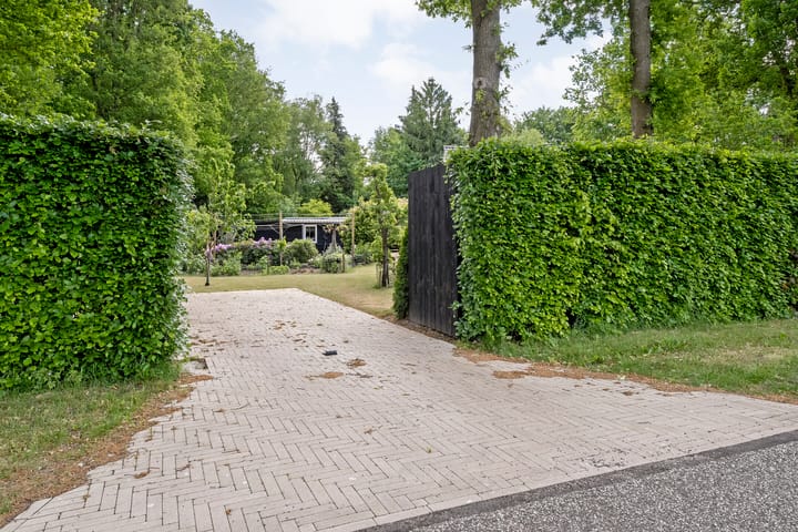 Photo 44 of De Breistroeken 33