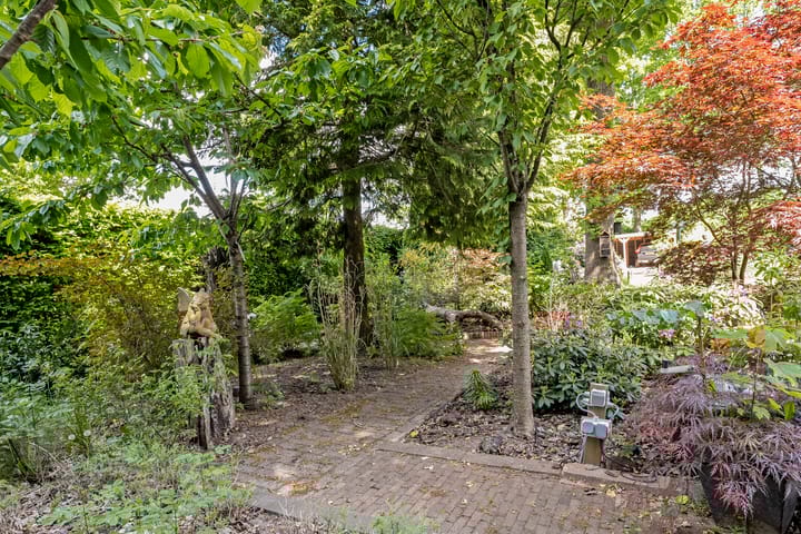 Photo 48 of De Breistroeken 33