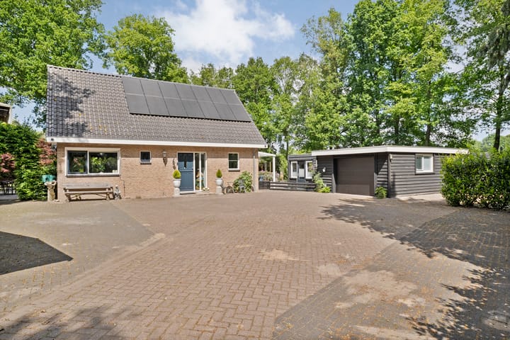 Photo 51 of De Breistroeken 33