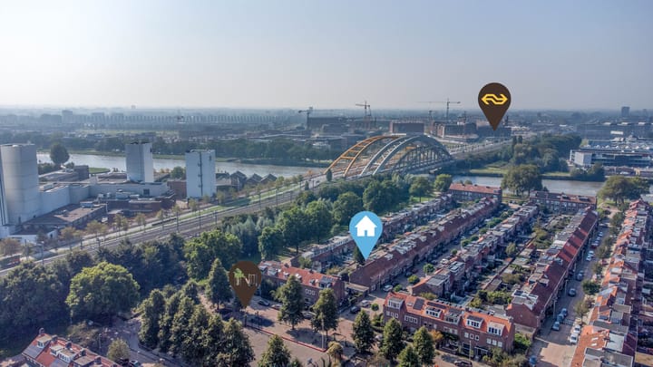 Foto 43 van Barkasstraat 2