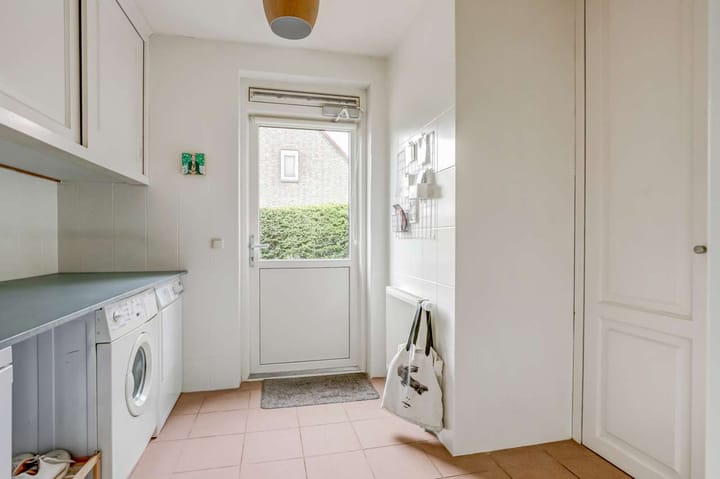 Foto 16 van Middenweg 551