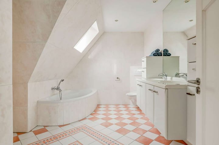 Foto 23 van Middenweg 551