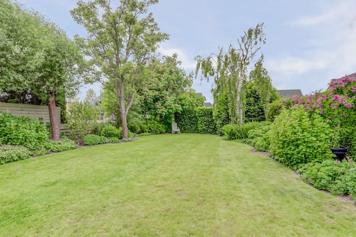 Foto 28 van Middenweg 551