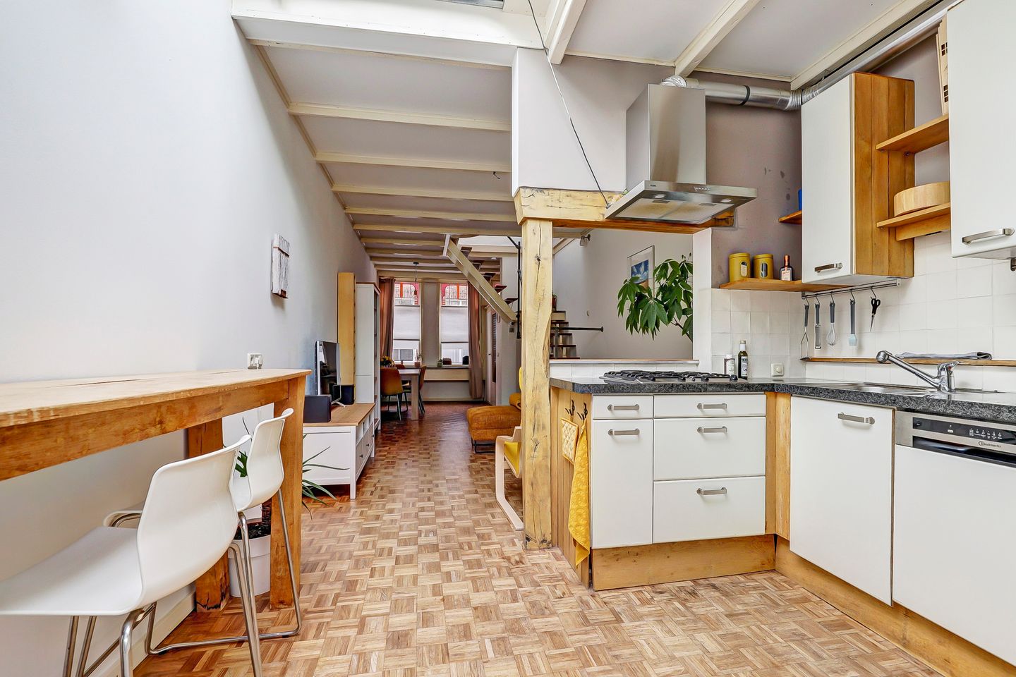 Photo 14 of Lange Willemsteeg 9