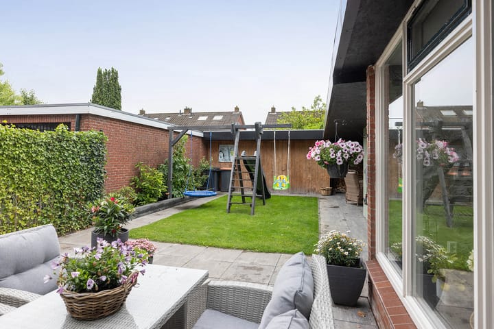 Foto 4 van Merelstraat 23