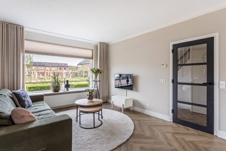 Photo 7 of van der Veenstraat 18