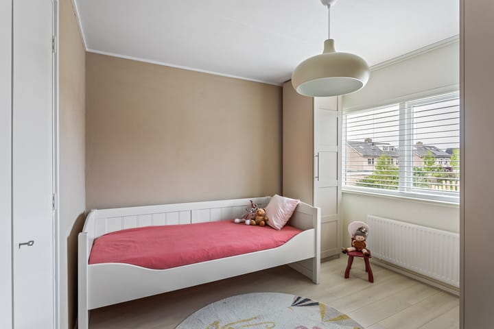 Photo 14 of van der Veenstraat 18