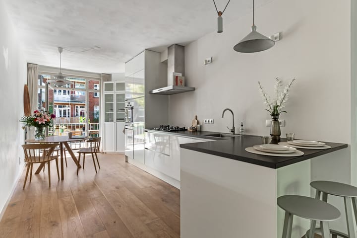 Foto 12 van Uithoornstraat 11-1