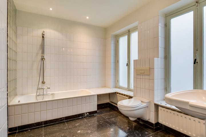 Photo 15 of Hoogbrugstraat 56