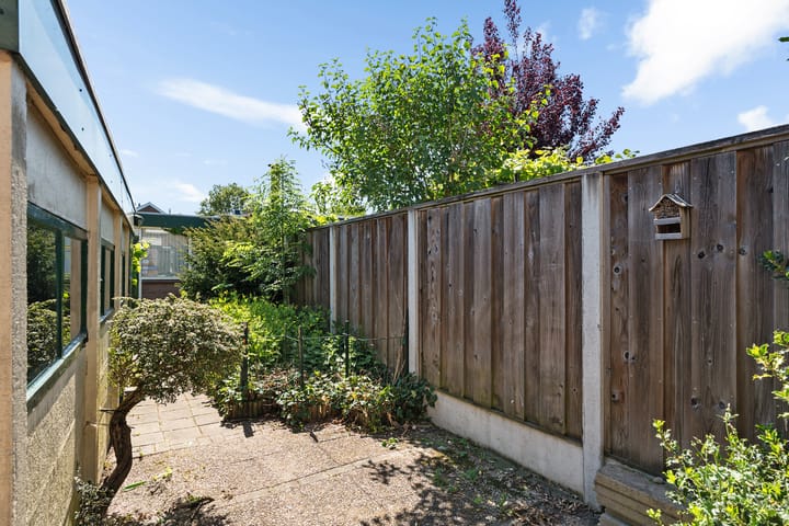 Photo 32 of Johan van Reesstraat 1