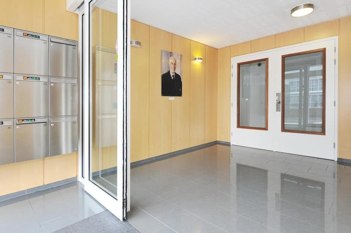 Photo 3 of Burgemeester De Monchyplein 305