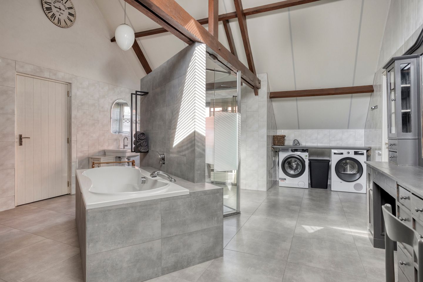 Photo 5 of Sint Josephstraat 9