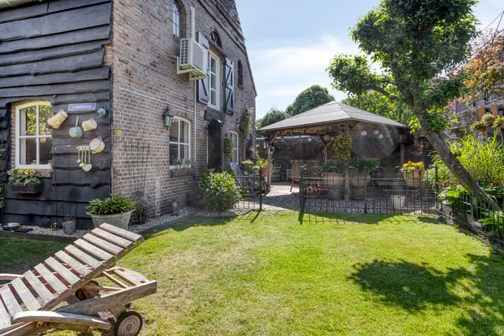 Foto 48 van Sint Josephstraat 9