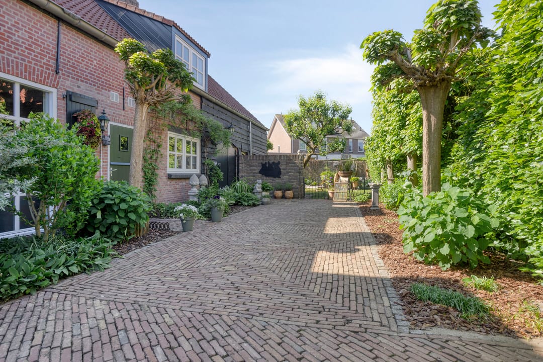 Photo 52 of Sint Josephstraat 9