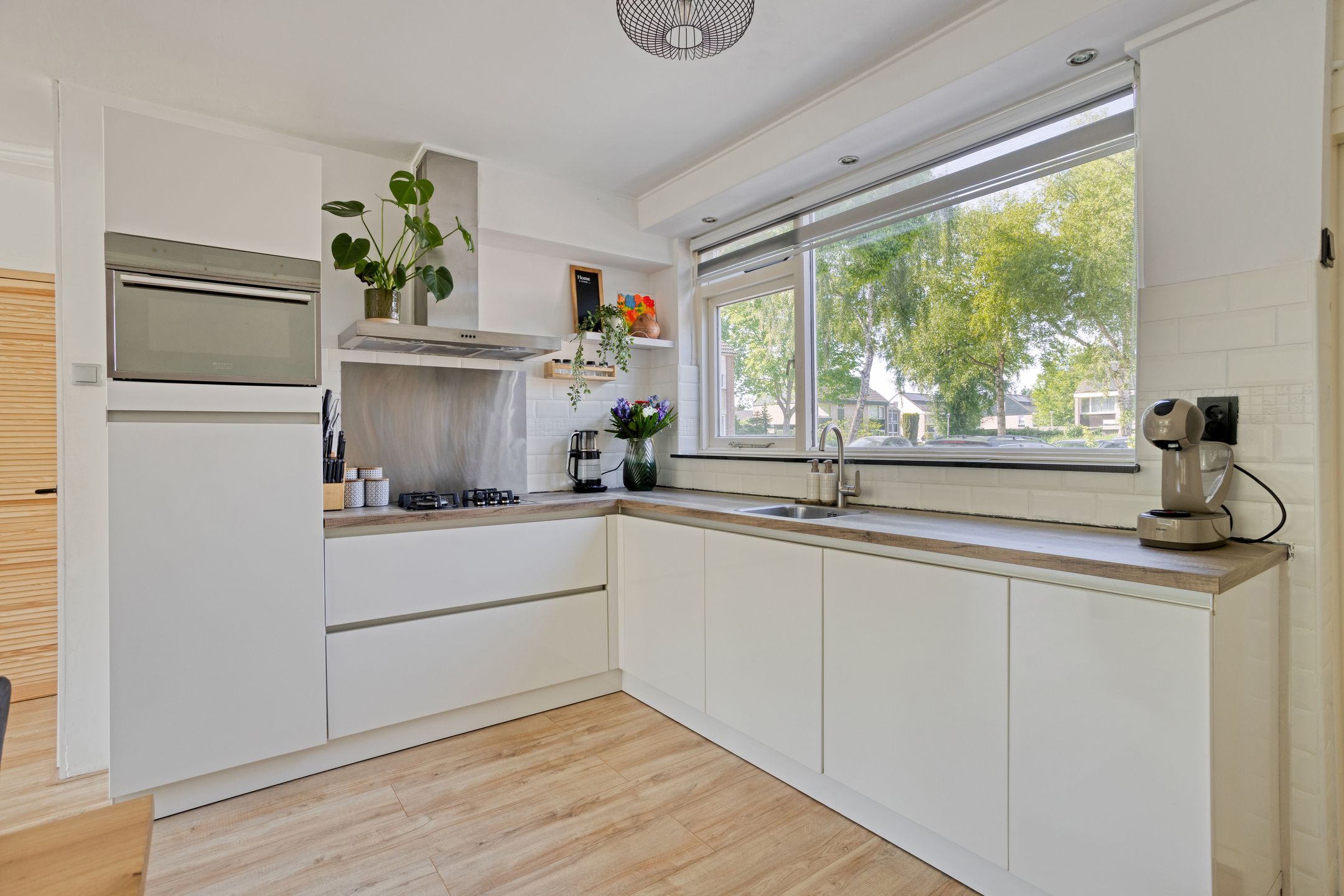 Foto 12 van Uranus 5