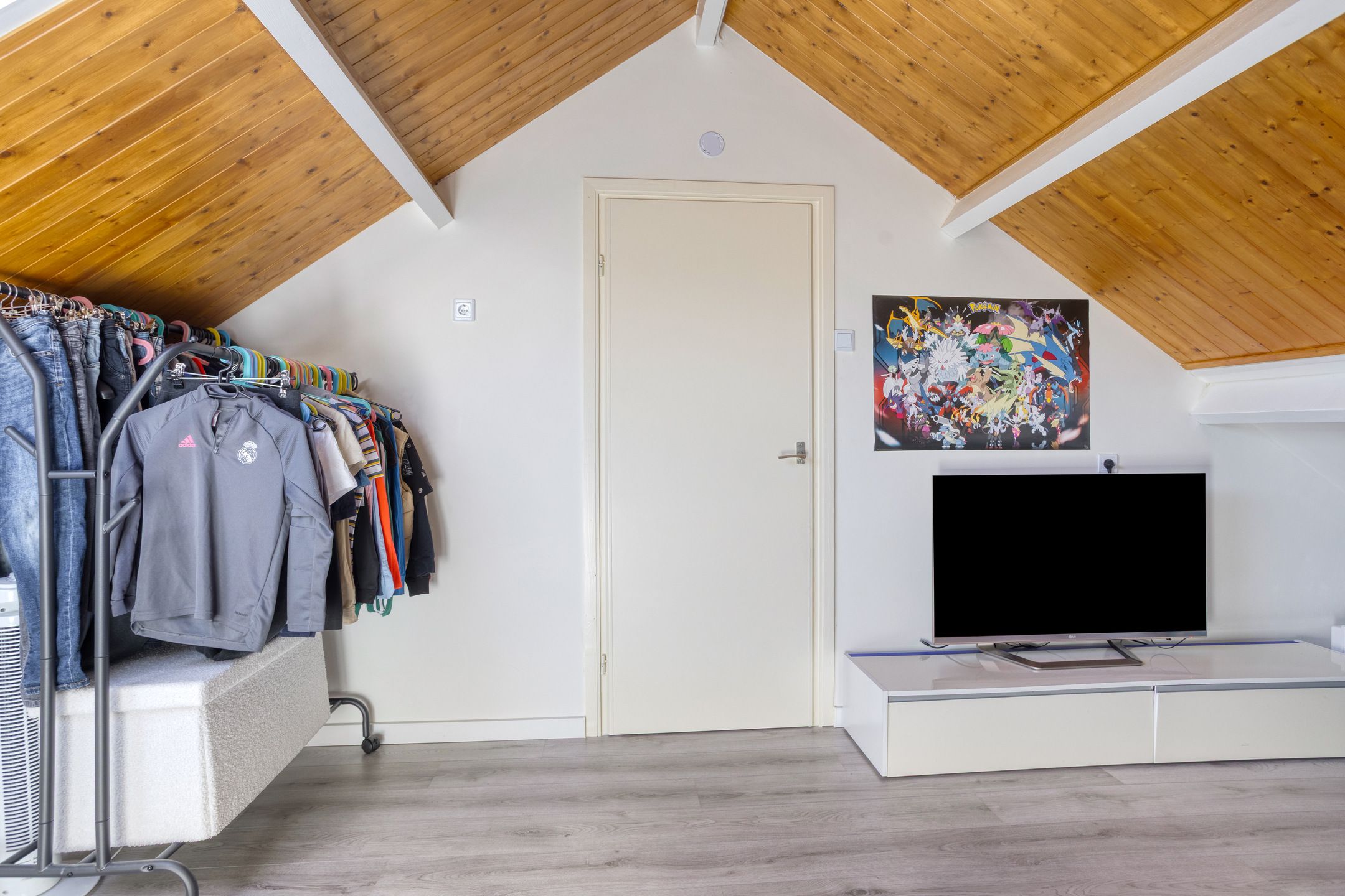 Foto 30 van Uranus 5