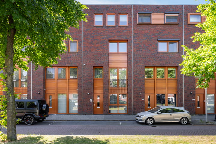 Foto 1 van Burgemeester Van Haarenlaan 1518