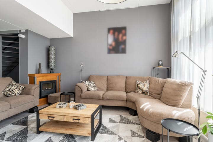 Foto 8 van Burgemeester Van Haarenlaan 1518