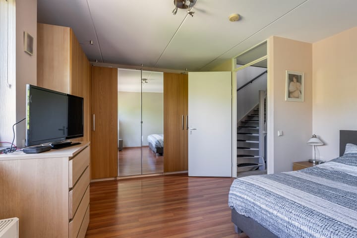 Foto 20 van Burgemeester Van Haarenlaan 1518