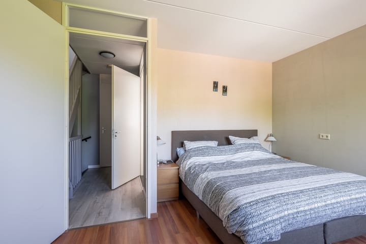 Foto 21 van Burgemeester Van Haarenlaan 1518