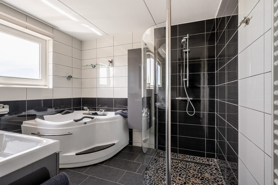 Foto 22 van Burgemeester Van Haarenlaan 1518