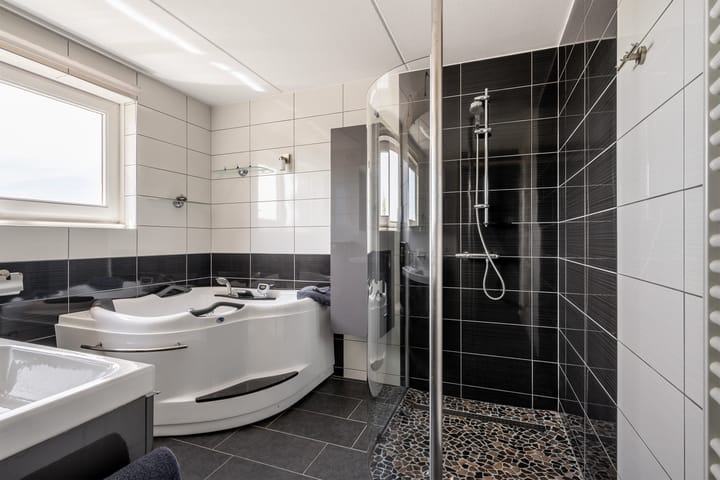 Foto 22 van Burgemeester Van Haarenlaan 1518