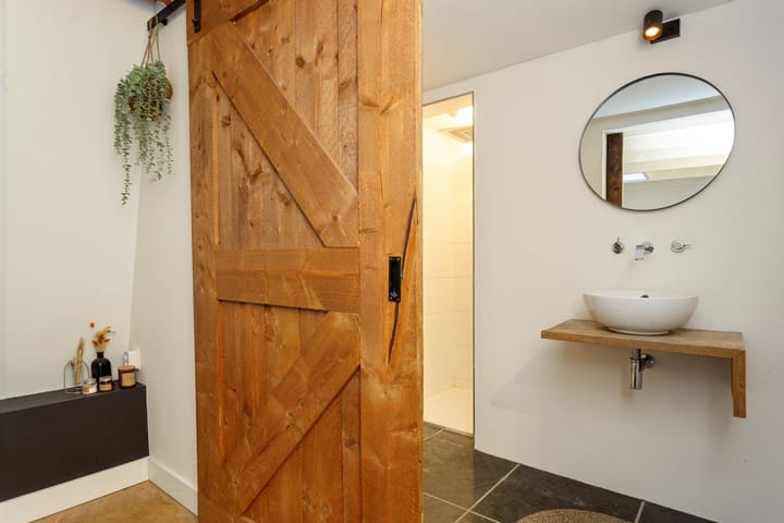 Foto 9 van Veenderweg 6-C