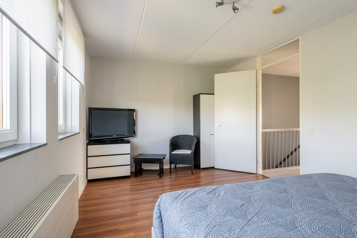 Foto 30 van Burgemeester Van Haarenlaan 1518