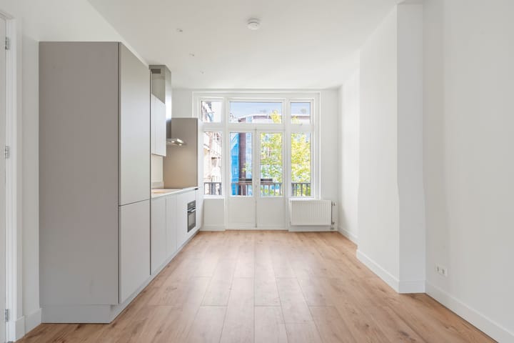 Foto 4 van Admiraal De Ruijterweg 160-2