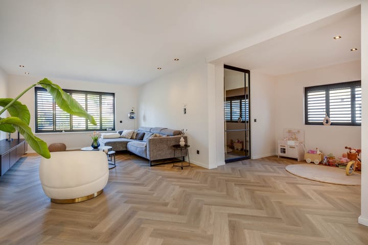 Foto 16 van Mergelakker 58