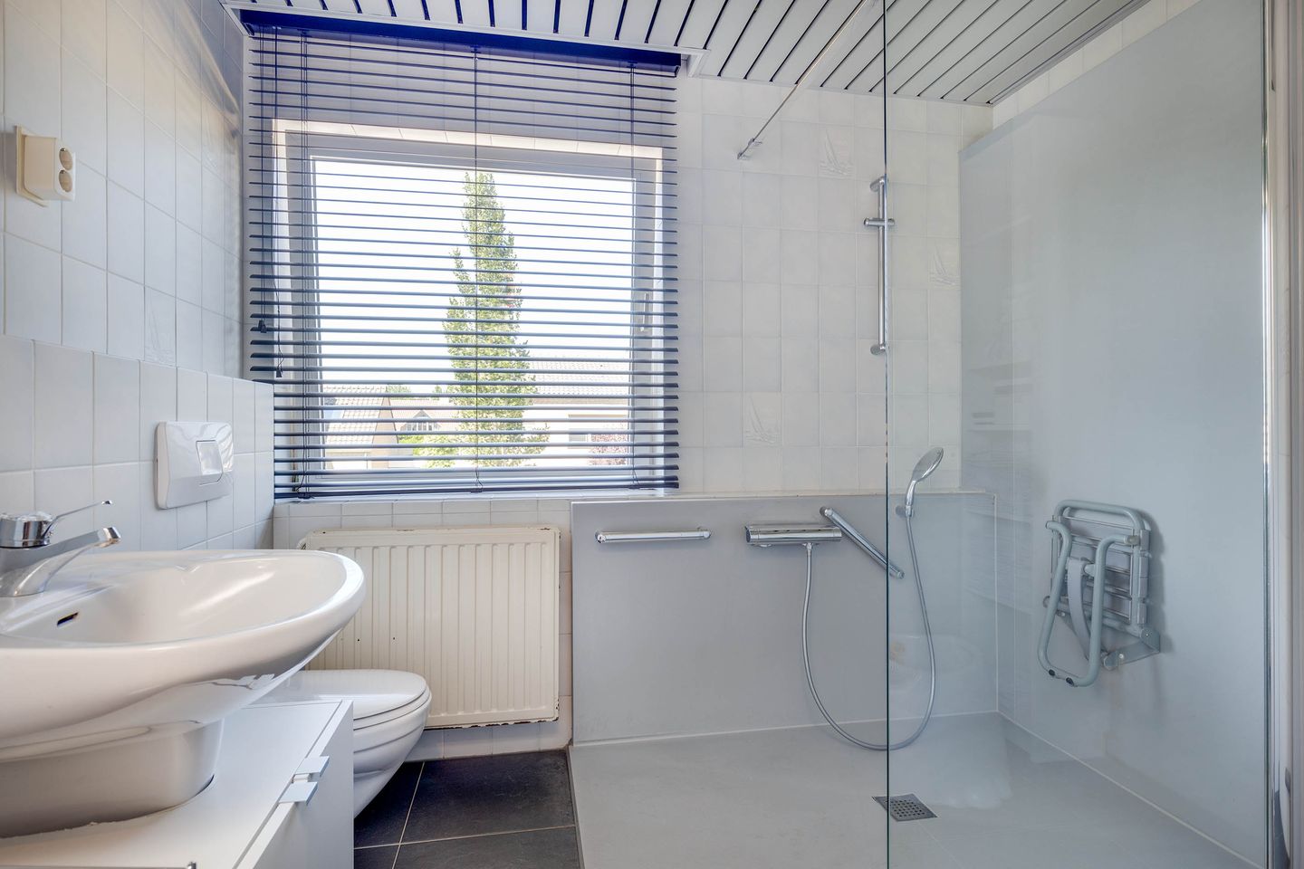 Foto 35 van Mergelakker 58