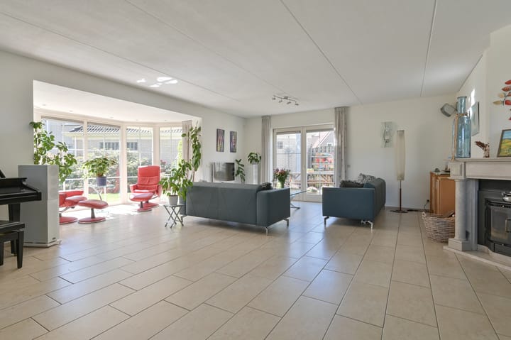 Foto 15 van Hoveniersland 64