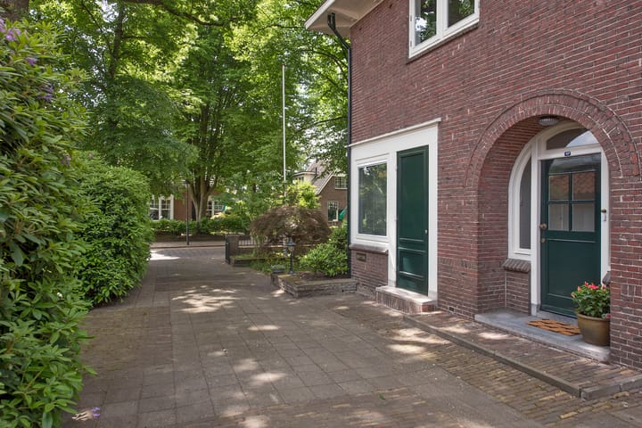 Photo 7 of C.T. Storkstraat 42